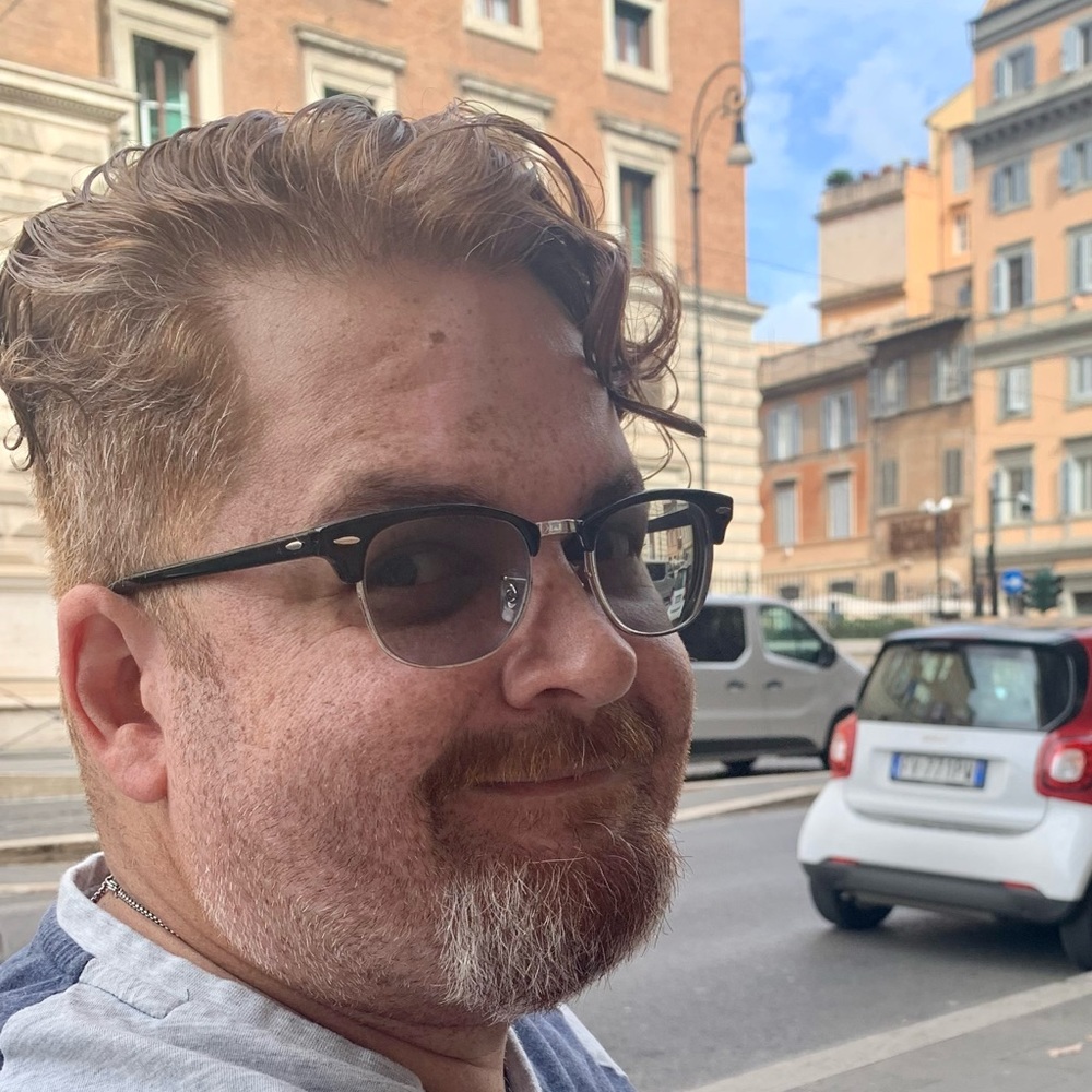 Meet your Posher, Posh